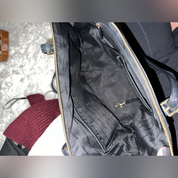 mk purse - Picture 3 of 3